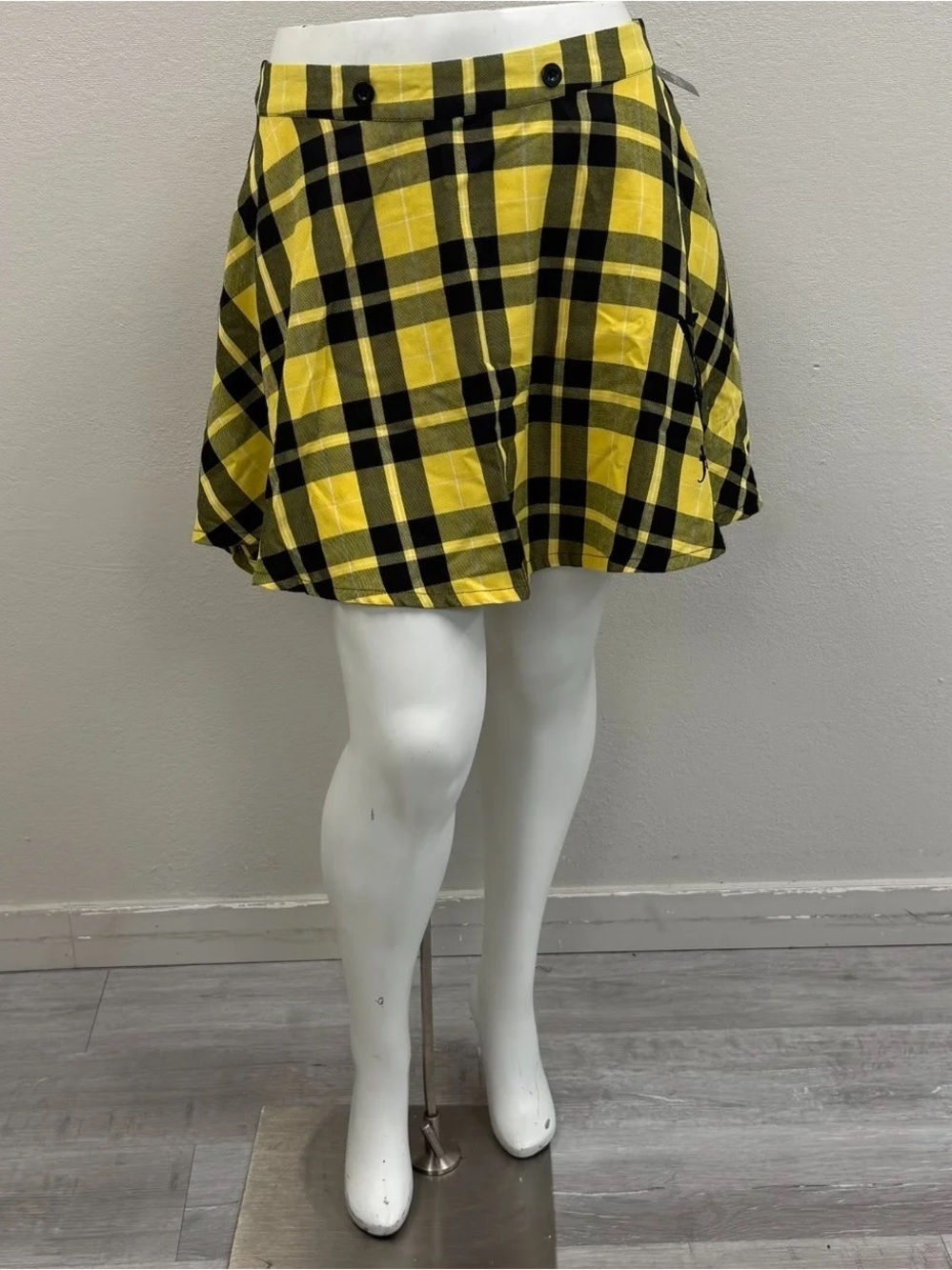 Torrid Harry Potter Yellow & Black Hufflepuff Plaid Mini Skirt - Size 12